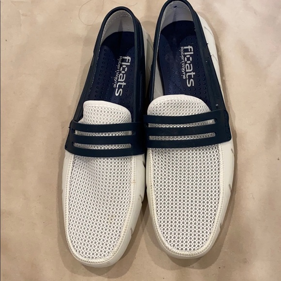 Damaged* Not For Sale *Robert Wayne Floats Deck Yacht Shoes Robert Wayne | Shoes | Damaged Not For Sale Robert Wayne  main image 3